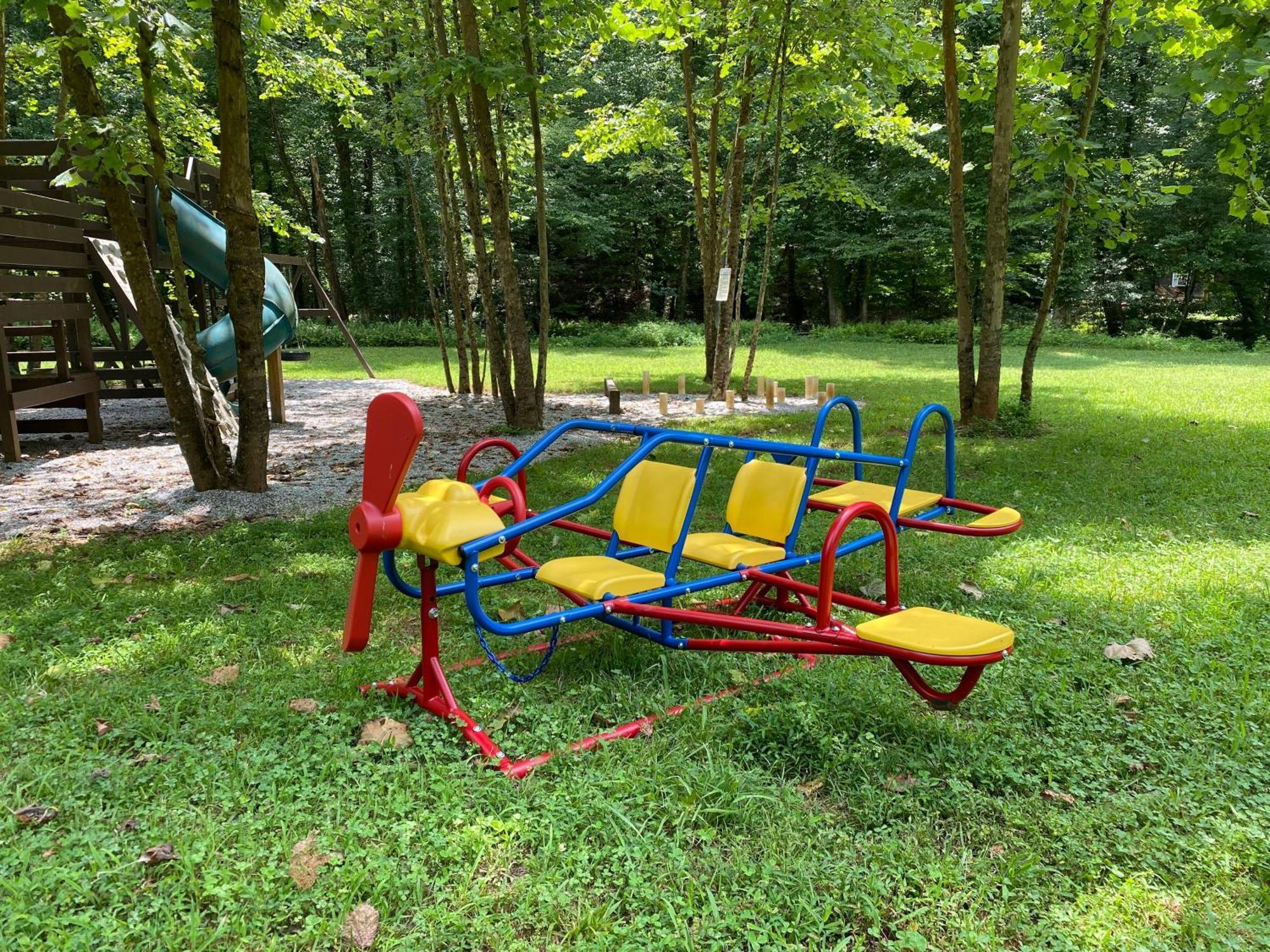 The Big Little Cabin - Hot Tub & Playground Dahlonega Dış mekan fotoğraf