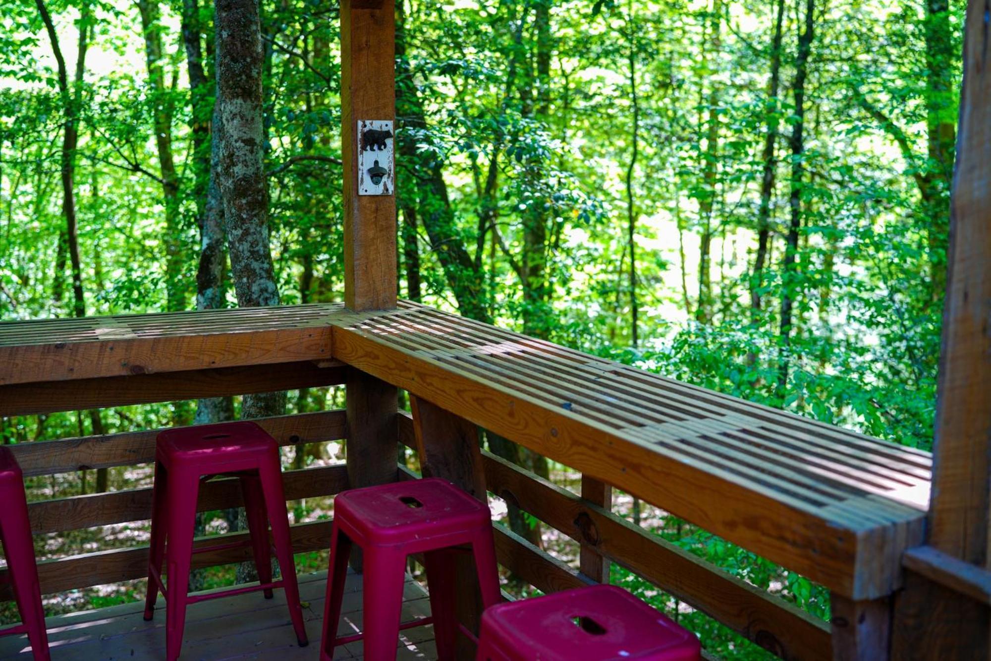 The Big Little Cabin - Hot Tub & Playground Dahlonega Dış mekan fotoğraf