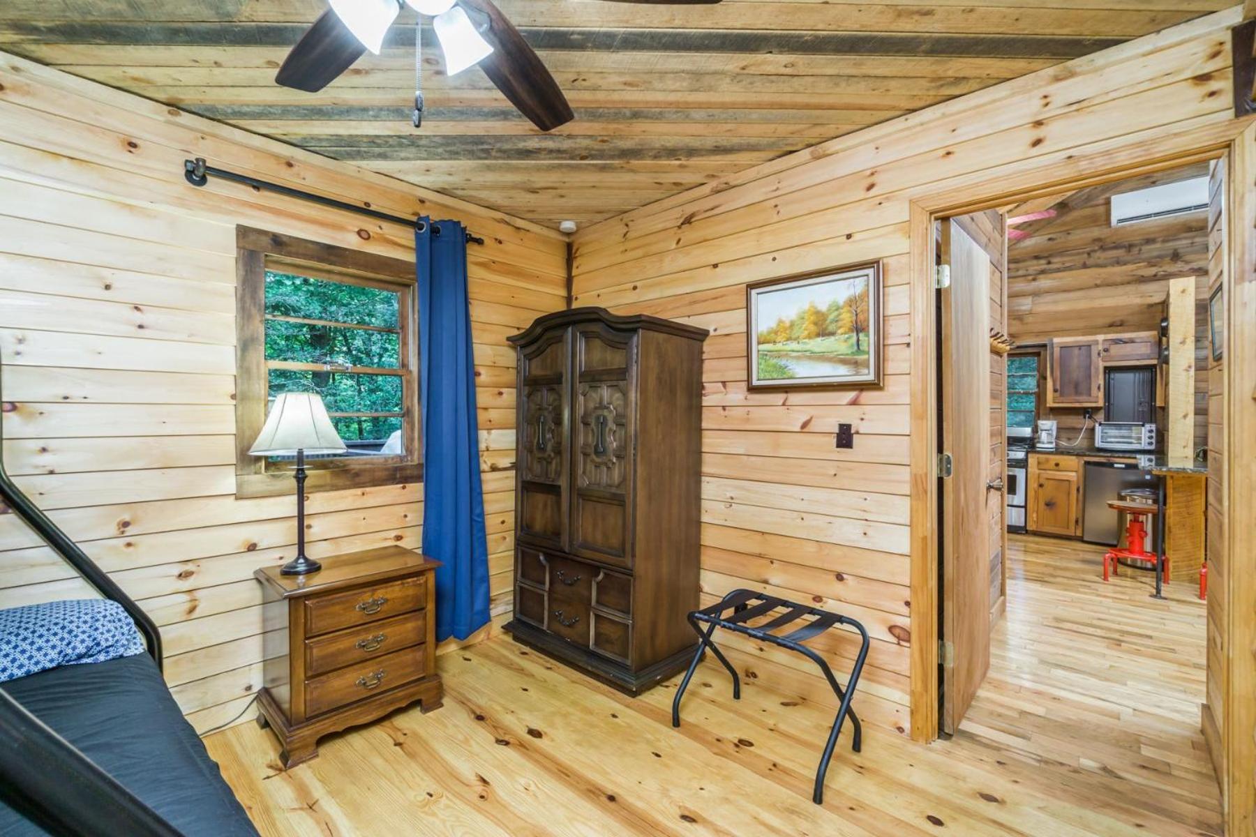 The Big Little Cabin - Hot Tub & Playground Dahlonega Dış mekan fotoğraf